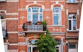 B&B Lodging At 8